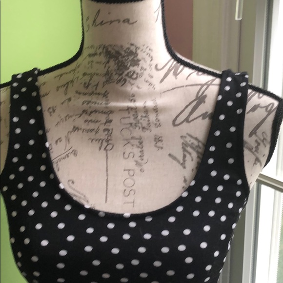 💋 3/$60 Flowy spotted dress - Picture 2 of 5